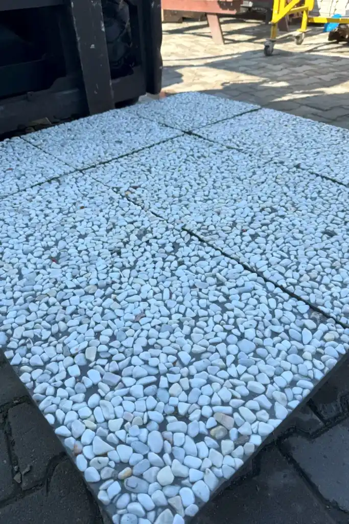 Beyaz Wash Beton Karo